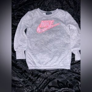 Nike 2T girls sweater